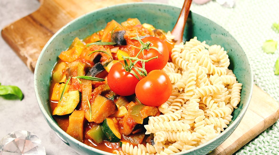 Ratatoulli mit Dinkelnudeln