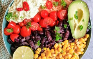 Veggie Bowl mit Kidneybohnen und Guacamole – Mexikanisches Rezept