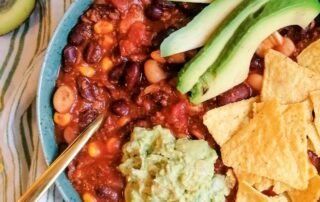 Chili sin Carne mit Guacamole
