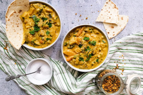 Vegetarisches indisches Curry Rezept mit Kokosmilch