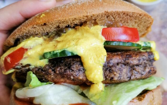 Veggie Burger mit Kidneybohnen-Bratling