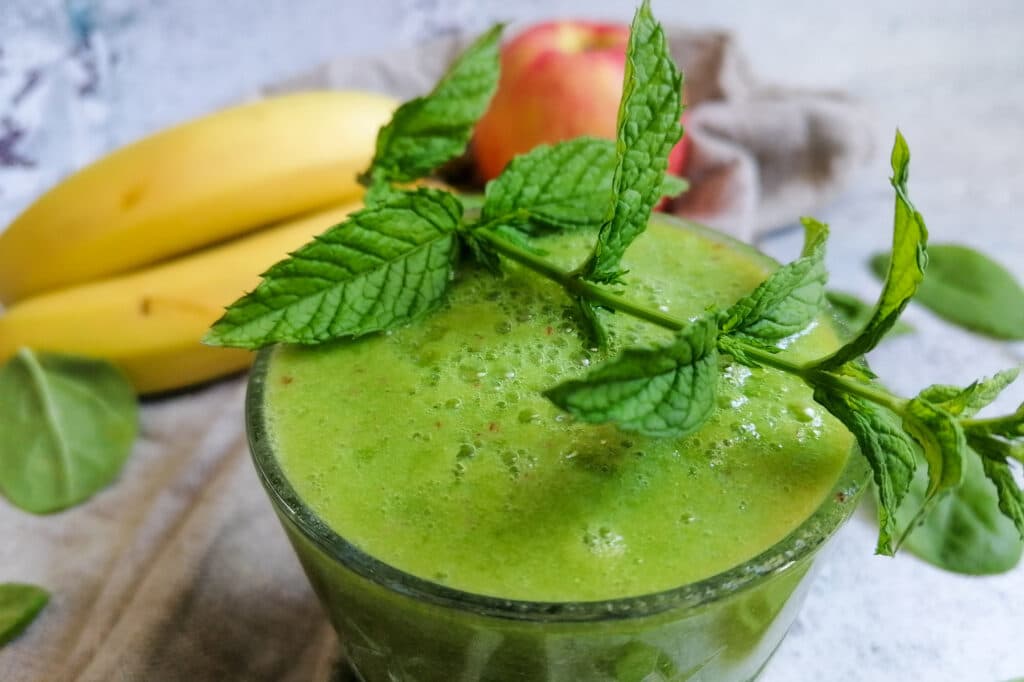 Rezept Grüner Smoothie mit Spinat und Minze für Einsteiger