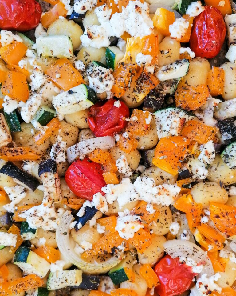 Gnocchi vom Blech mit Gemüse und Schafskäse – vegetarisch