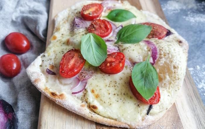 Flammkuchen Tomate Mozarella