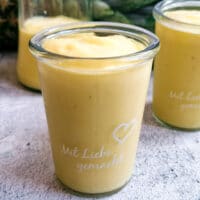 Pina Colada Smoothie mit Kokosmilch Mango und Ananas