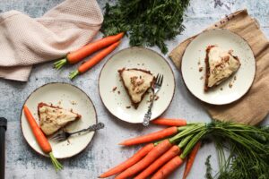 Gesunder Karottenkuchen ohne Zucker und ohne Mehl|||
