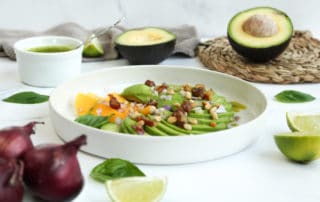 vegane Vorspeise mit Avocado