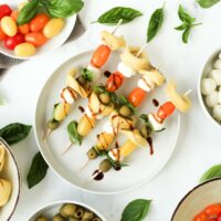 Tomate Mozzarella Tortellini Spieße