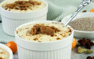 Weihnachtlicher Chia Pudding mit Hafermilch - gesundes Frühstück