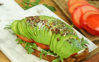 Avocado Brot Rezept + Avocado richtig schneiden Videoanleitung