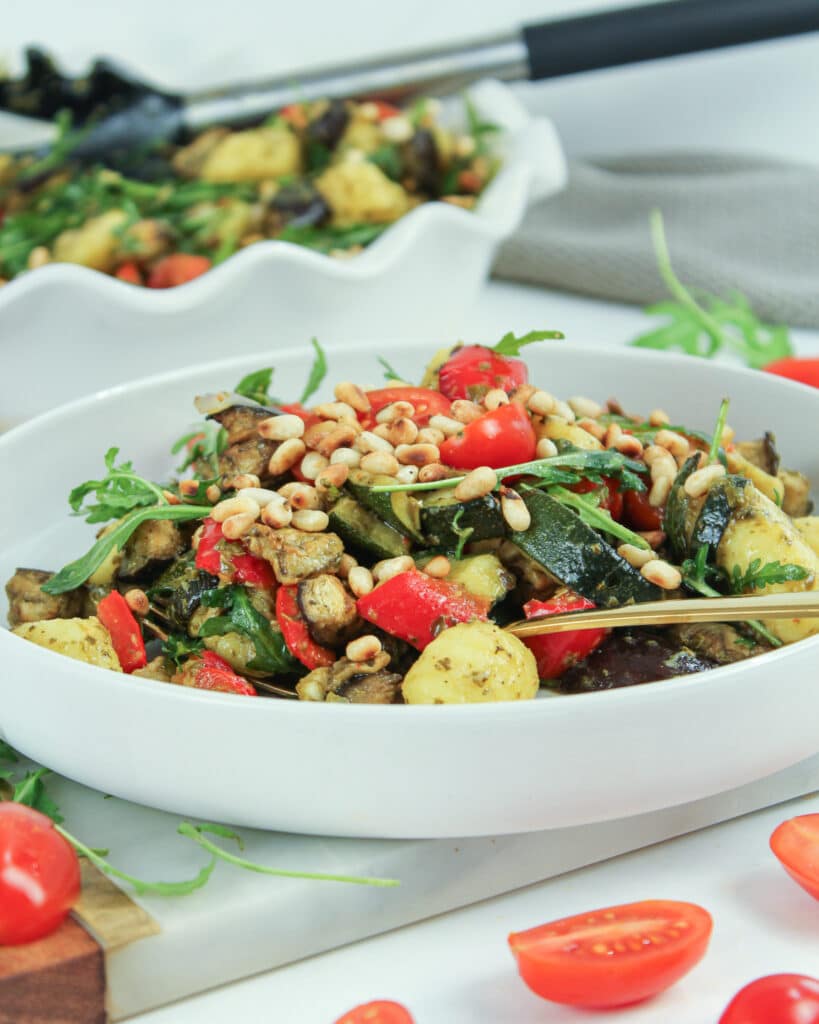 Kalter Gnocchi Salat mit Grillgemüse