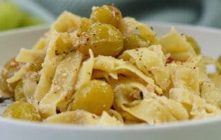 Pasta mit Ziegenkäse und Trauben – Gesund & Lecker