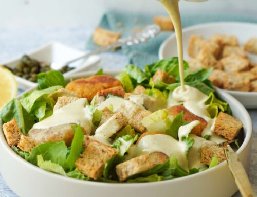 Veganer Caesar Salad – ohne Ei & ohne Sardellen