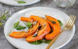 Ofenkürbis mit Feta Dip