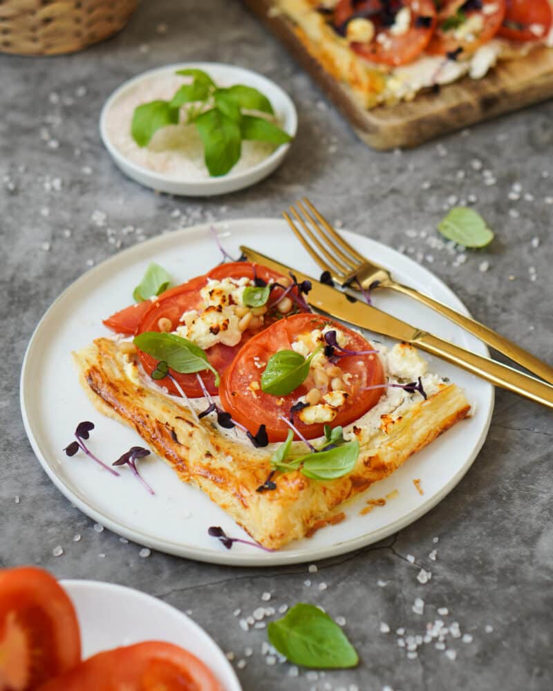 Tomatentarte mit Blätterteig