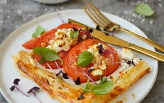 Tomatentarte mit Blätterteig