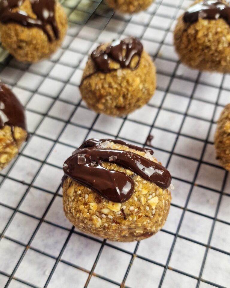 Protein Energy Balls | Chai Latte Geschmack
