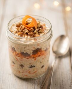 Carrot-Cake-Overnight-Oats